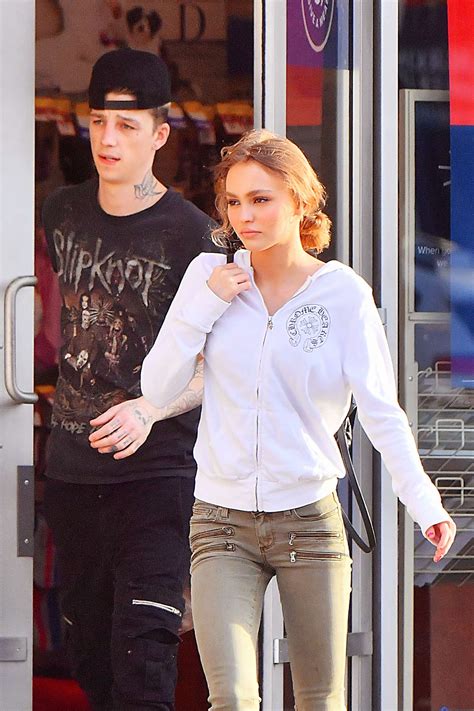 lily rose depp freund